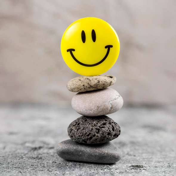 be happy healing- Andrea Hartmann smile